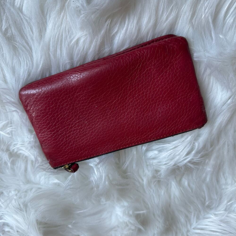 Vintage Fossil Preston Two Tone Red Pebble Leather Bifold Clutch Wallet Zip Snap - Picture 2 of 5